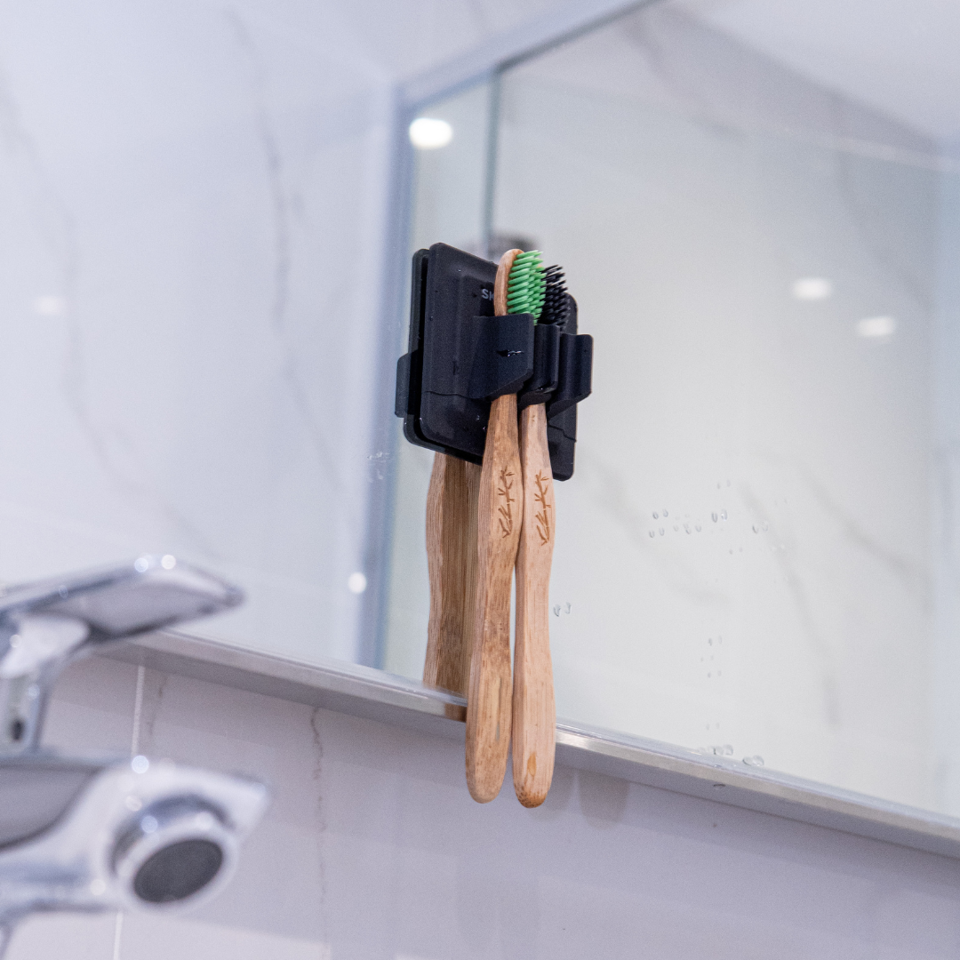 The Toucan⏐ Toothbrush Holder